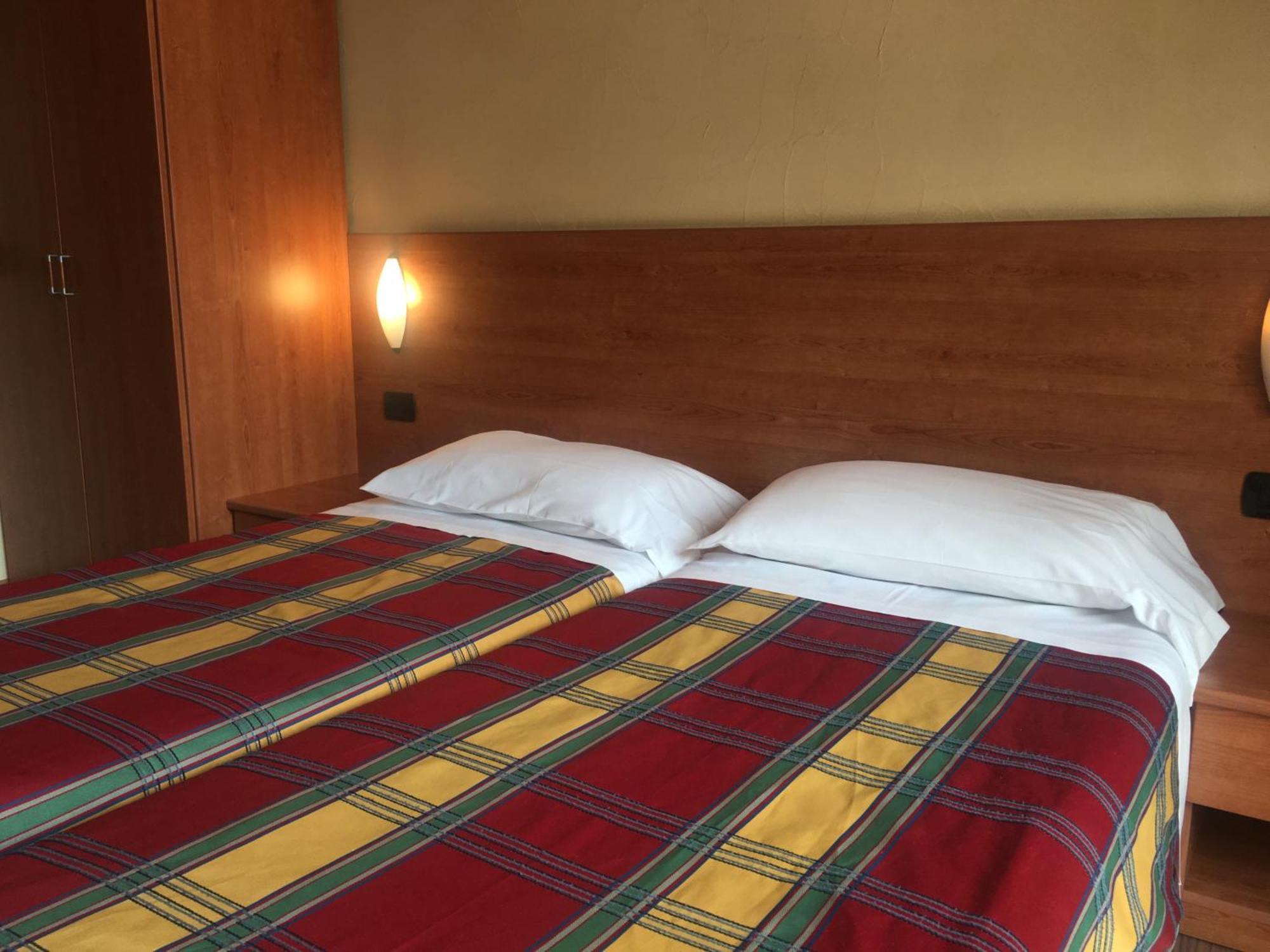 Ski Holidays Apartments Ливиньо Экстерьер фото